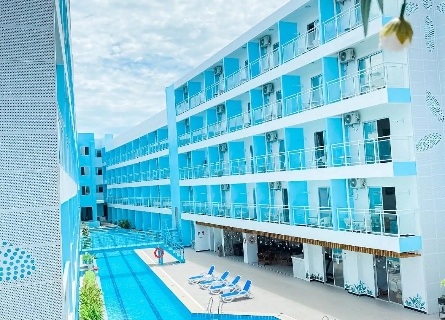 Bohol Dolphin Bay Resort Panglao 4*,